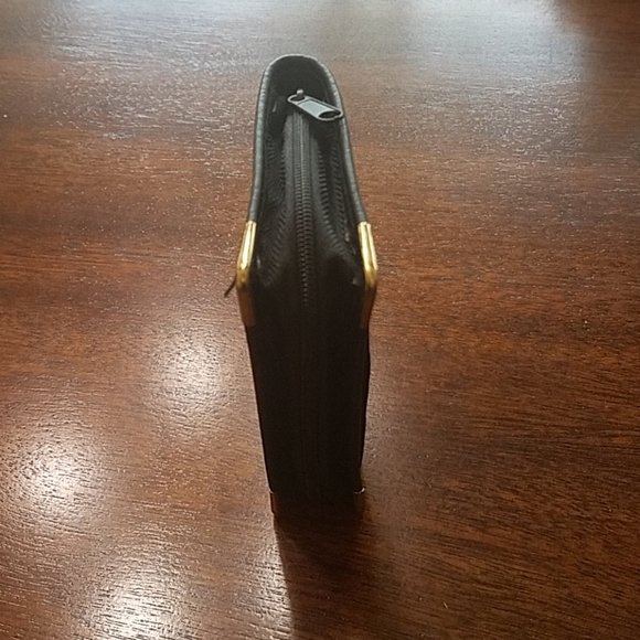 Like New! Black Wallet w Zipper Enclosure - Picture 4 of 10